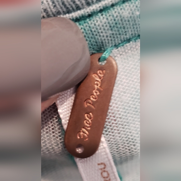 Free People Tourist T Shirt Green Camo Print Short Sleeve Size Medium - Picture 6 of 12